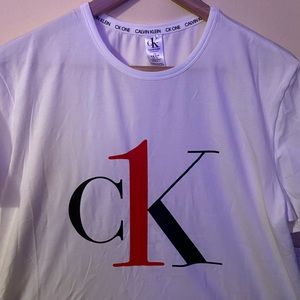 Calvin Klein T-Shirt